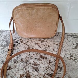 Mark & Graham Essential Crossbody Bag‎
